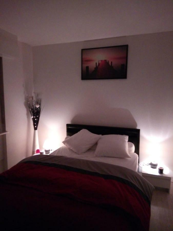 3 Pieces Apartment *